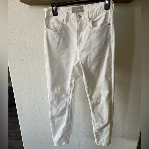 EVERLANE| White Skinny Ankle Jeans, Size 27••• - Picture 3 of 13